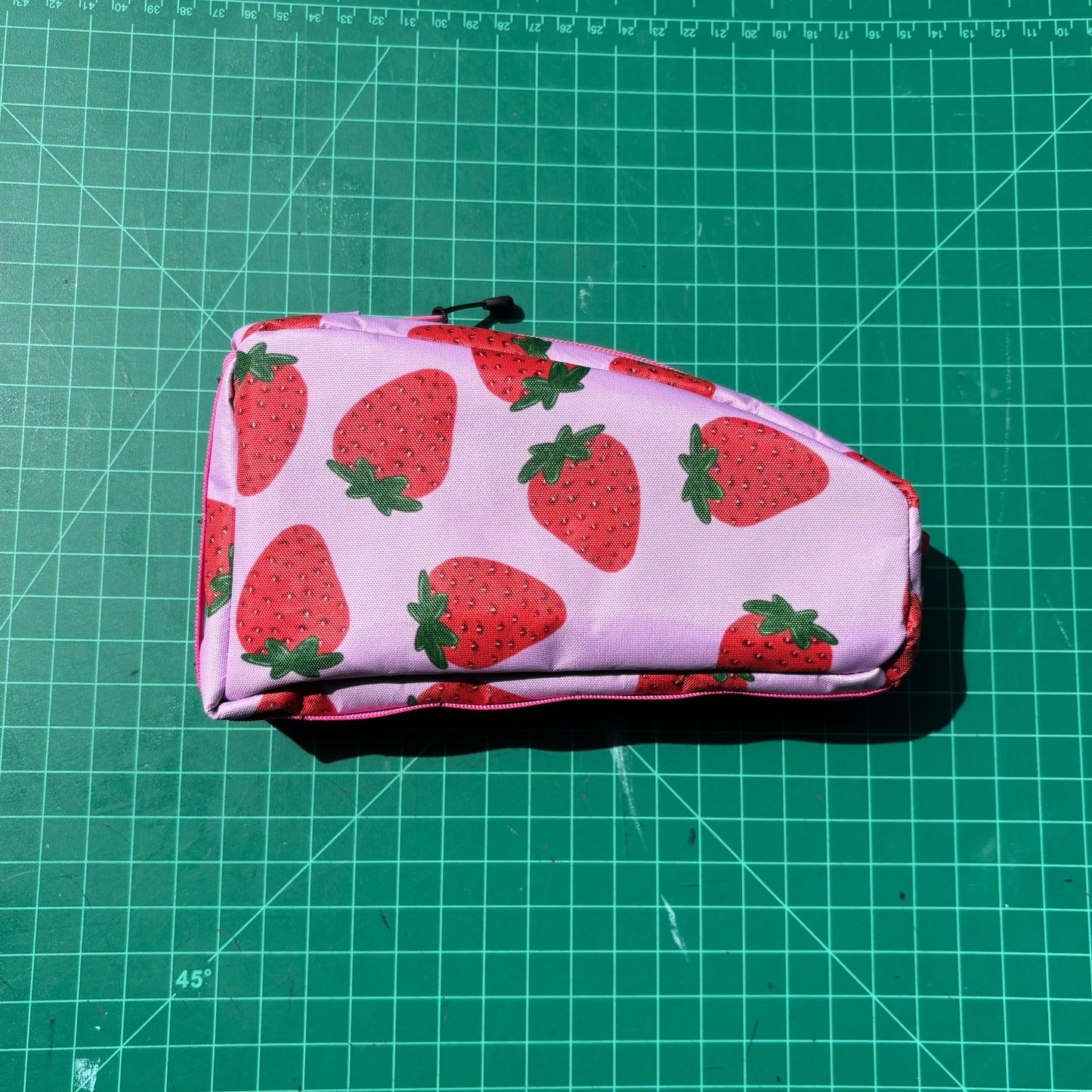 Top tube bag - Strawberry print w/ pink zipper & pink webbing