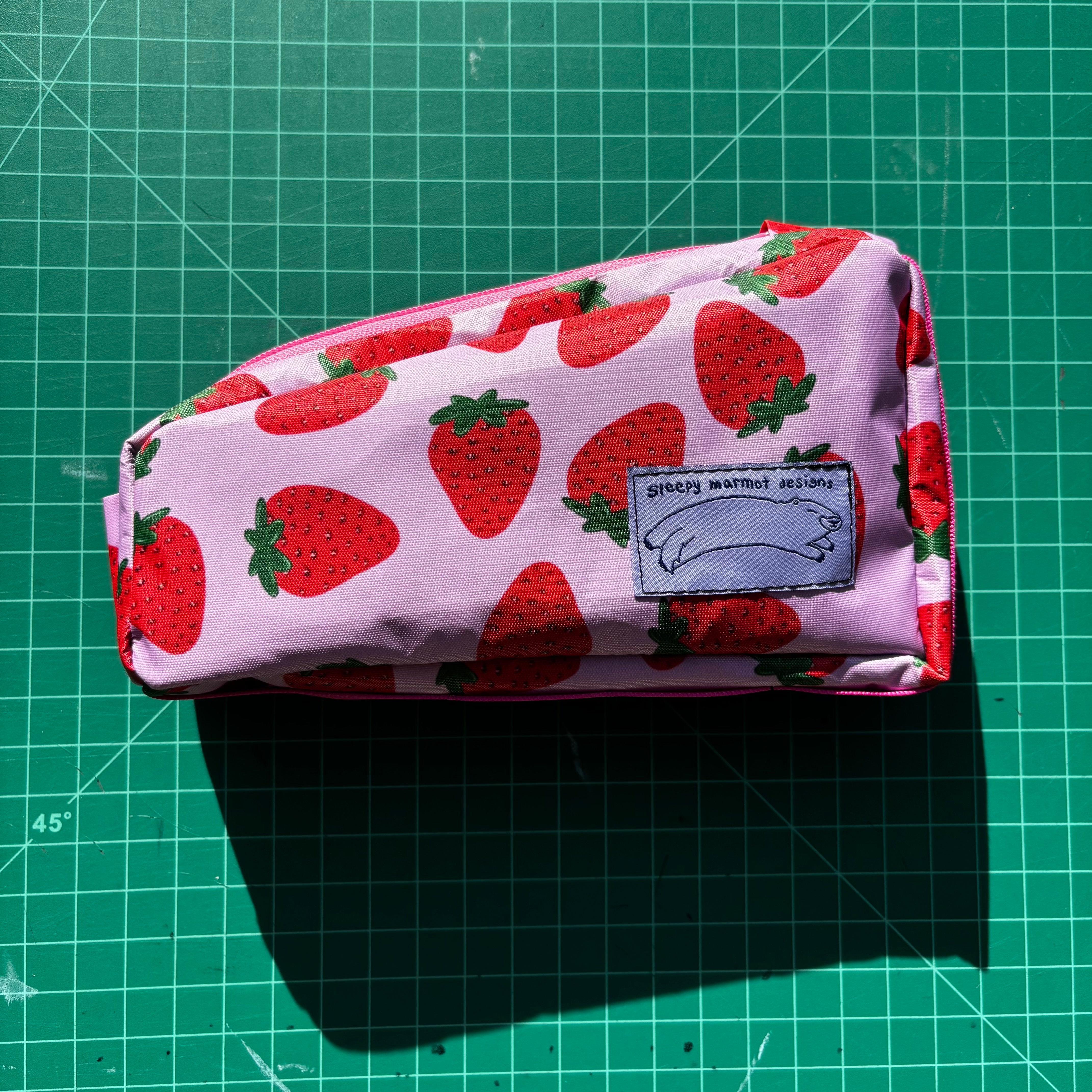 Top tube bag - Strawberry print w/ pink zipper & pink webbing