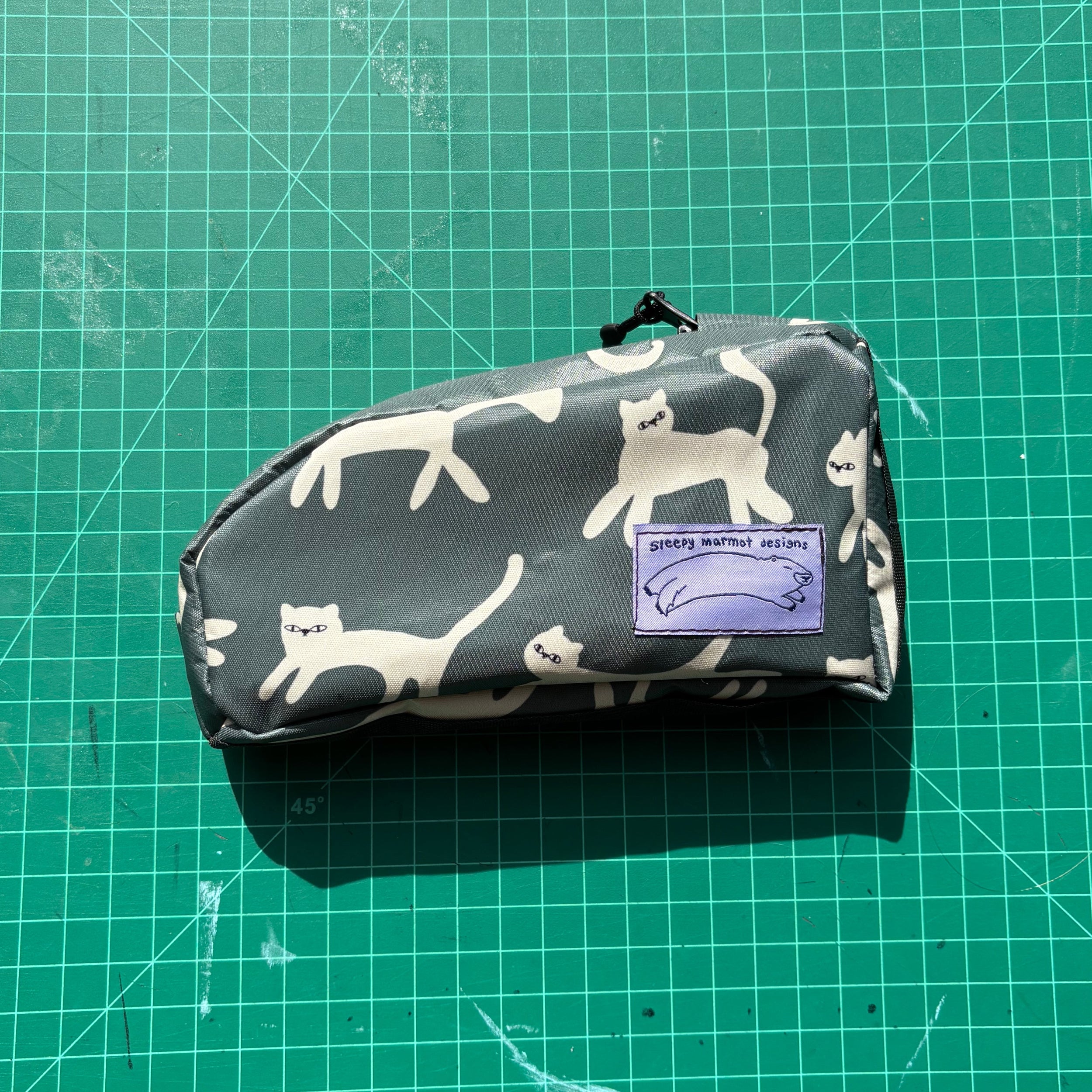 Top tube bag - Cat print w/ black zipper & black webbing