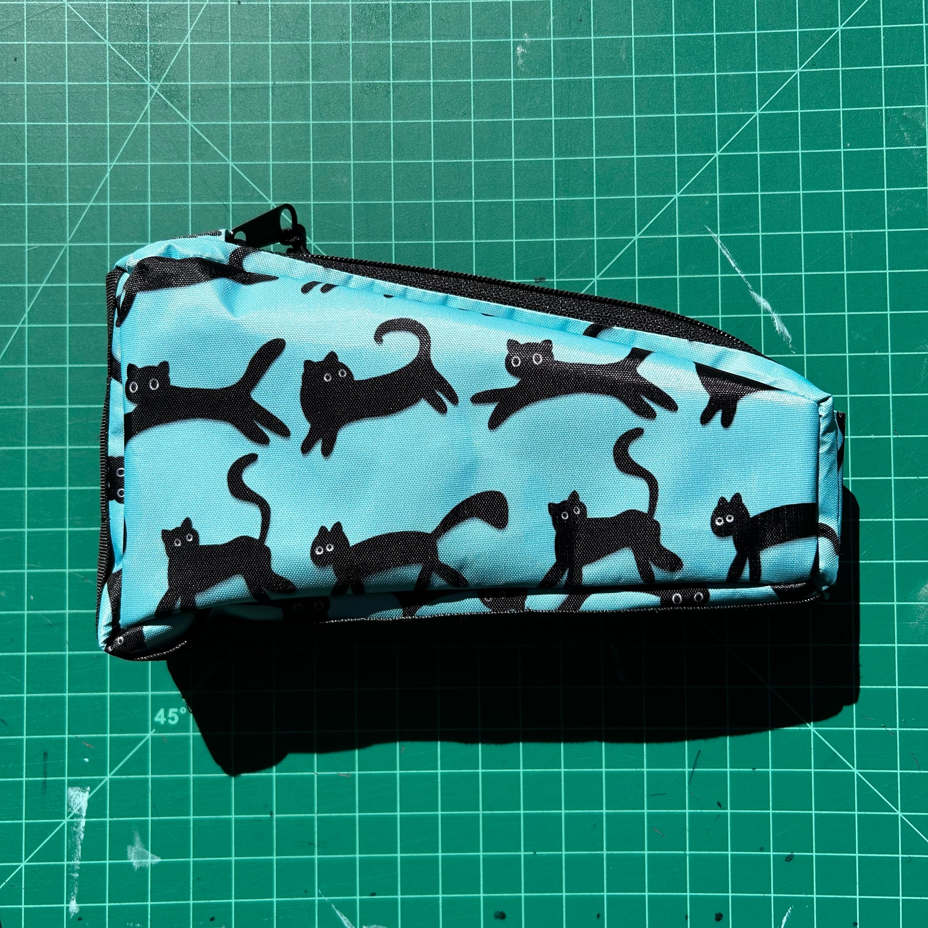 Top tube bag - Black cat print w/ black webbing & black zipper