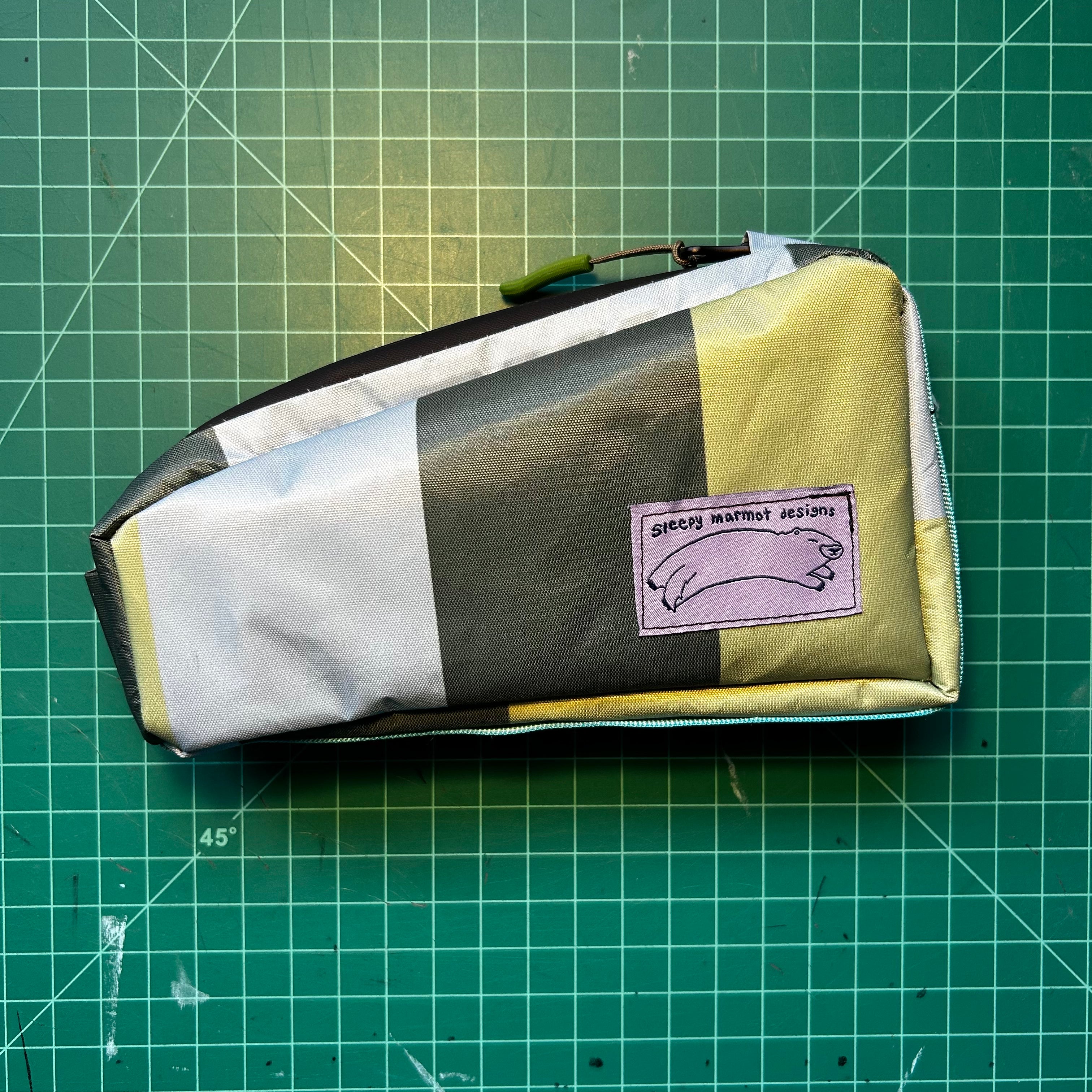 Top tube bag - Midcentury modern w/ black zipper & blue webbing